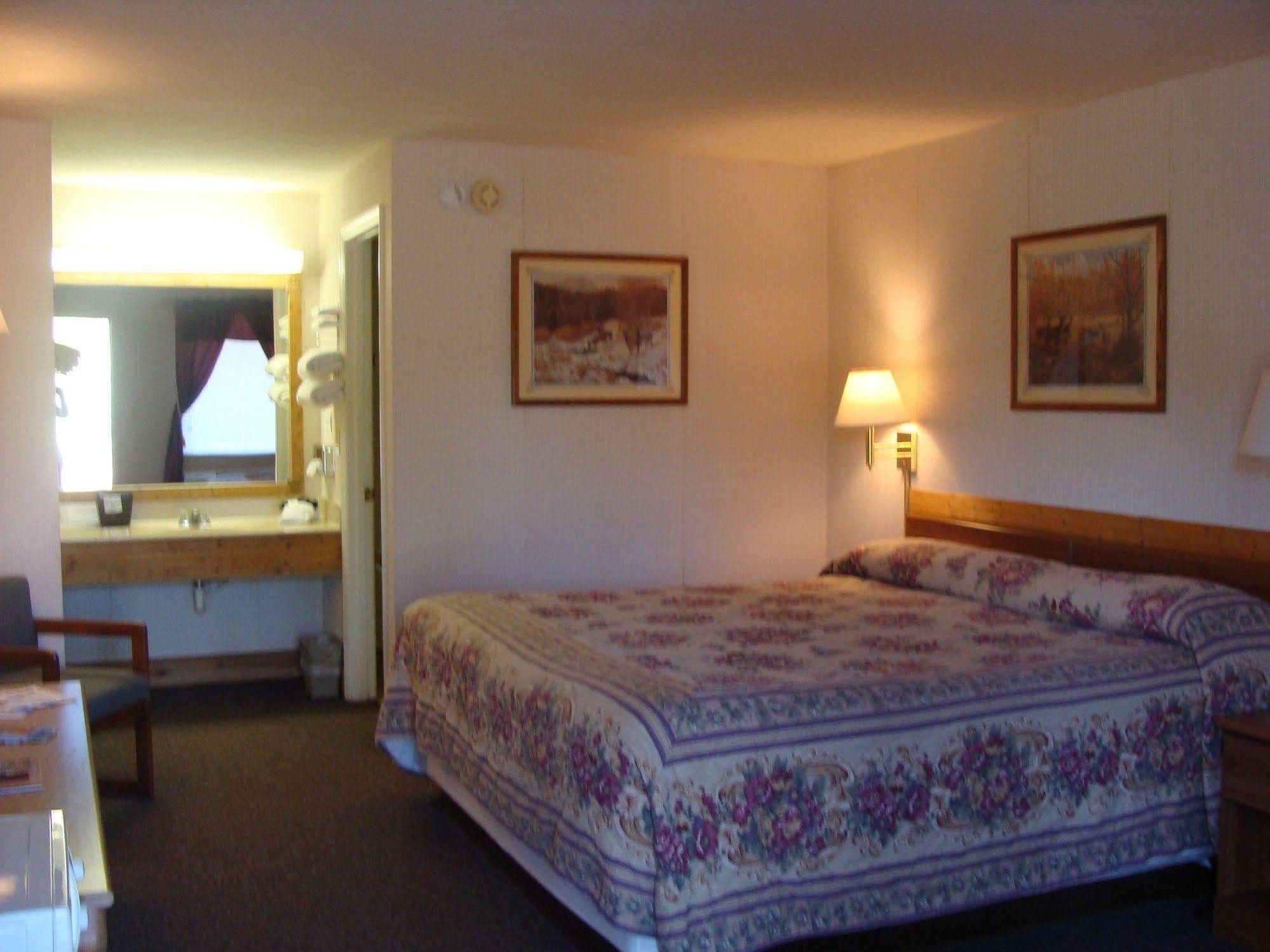 Chatuge Mountain Inn Elf Extérieur photo