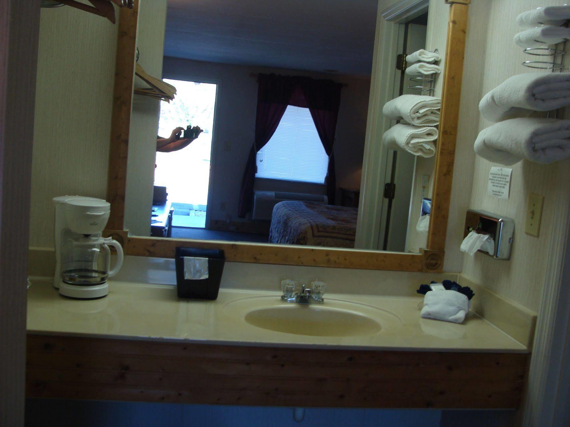 Chatuge Mountain Inn Elf Extérieur photo